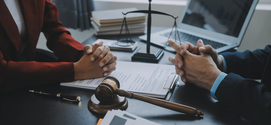 How-A-Criminal-Defence-Lawyer-Can-Help-You-During-Pre-Trial-And-Trial